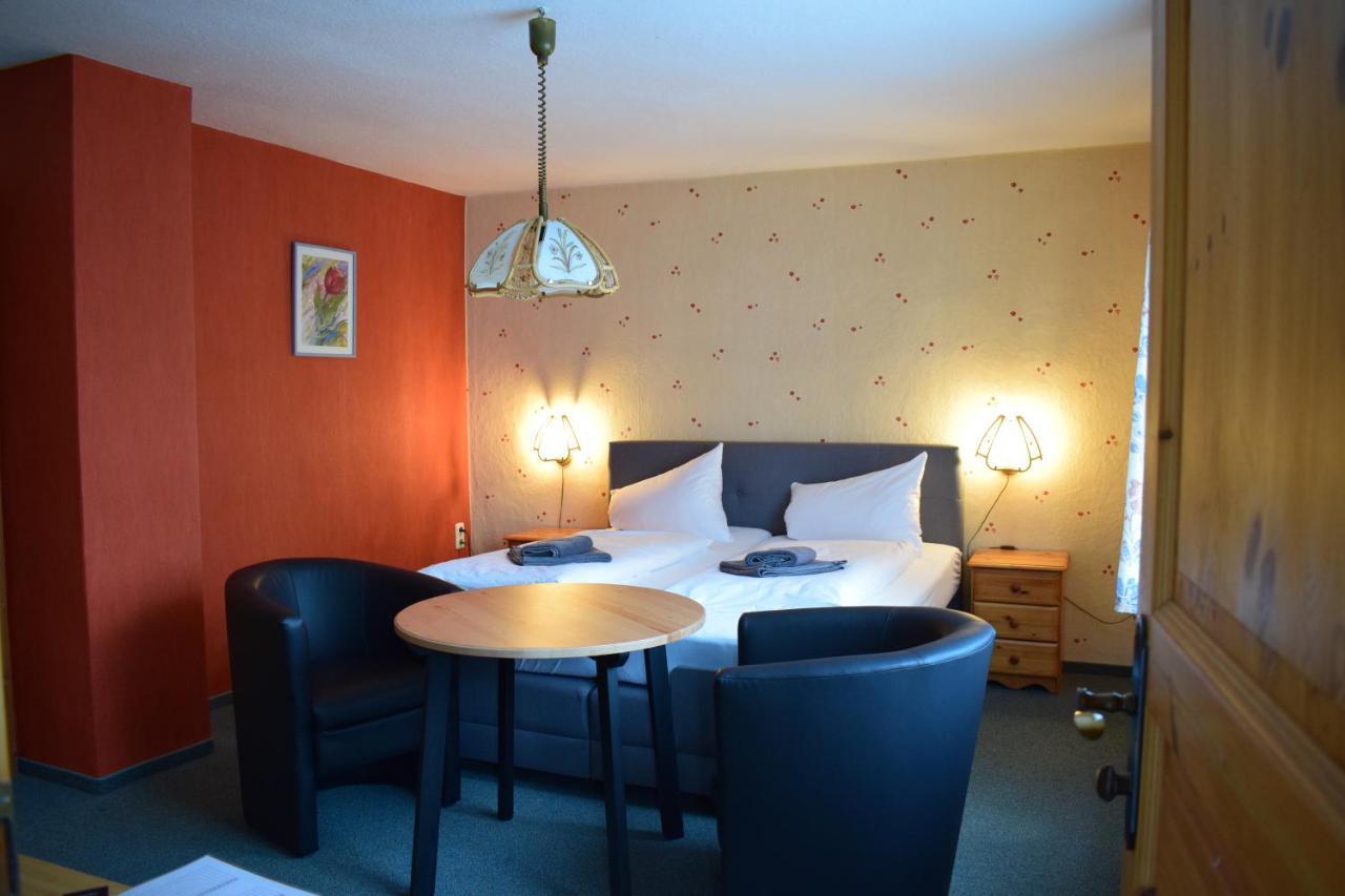 Landhotel "Lichte Aue" Lichtenau Stutzengrun Dış mekan fotoğraf